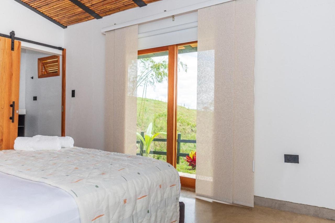 Agradable Cabana Cafetera Con Jacuzzi A 12 Min Del Centro De Pereira Kültér fotó